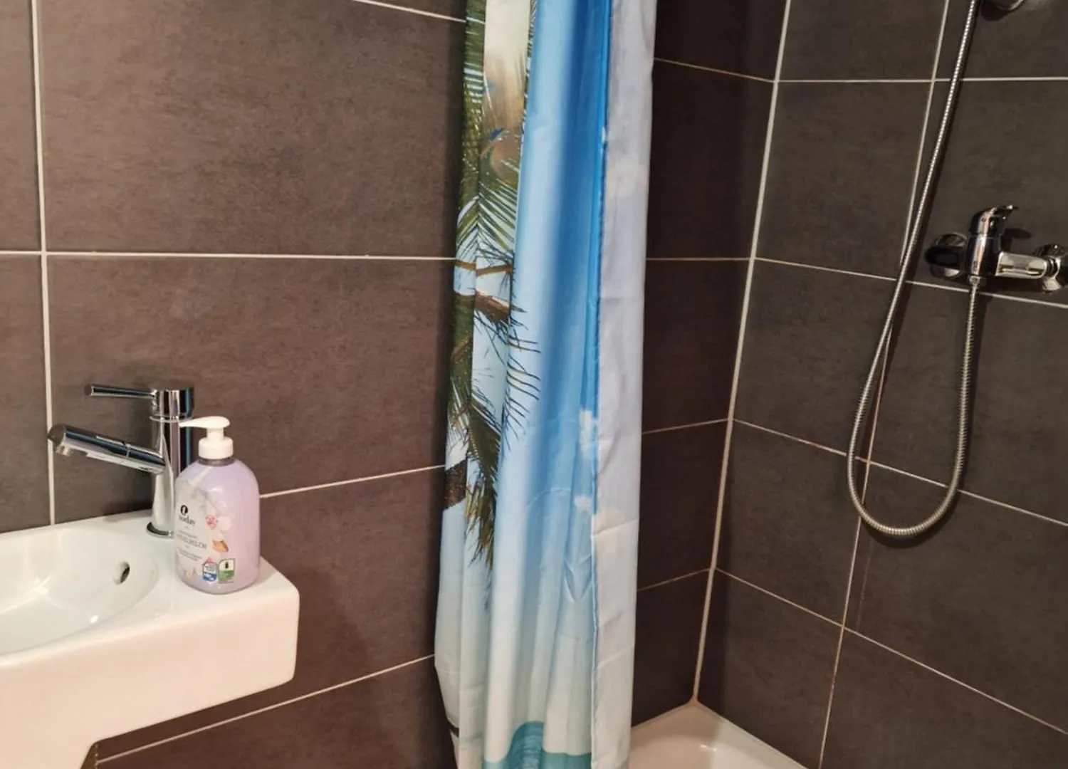 Mertens Zimmervermietung Hambourg Appartement